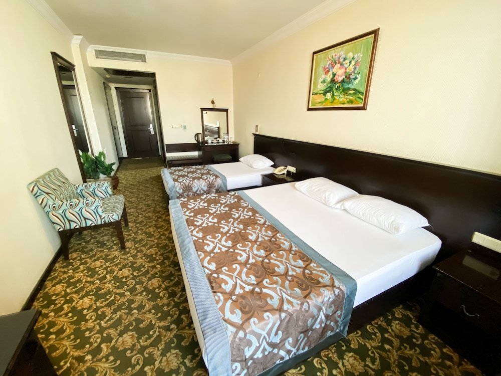 Omur Hotel 24/50