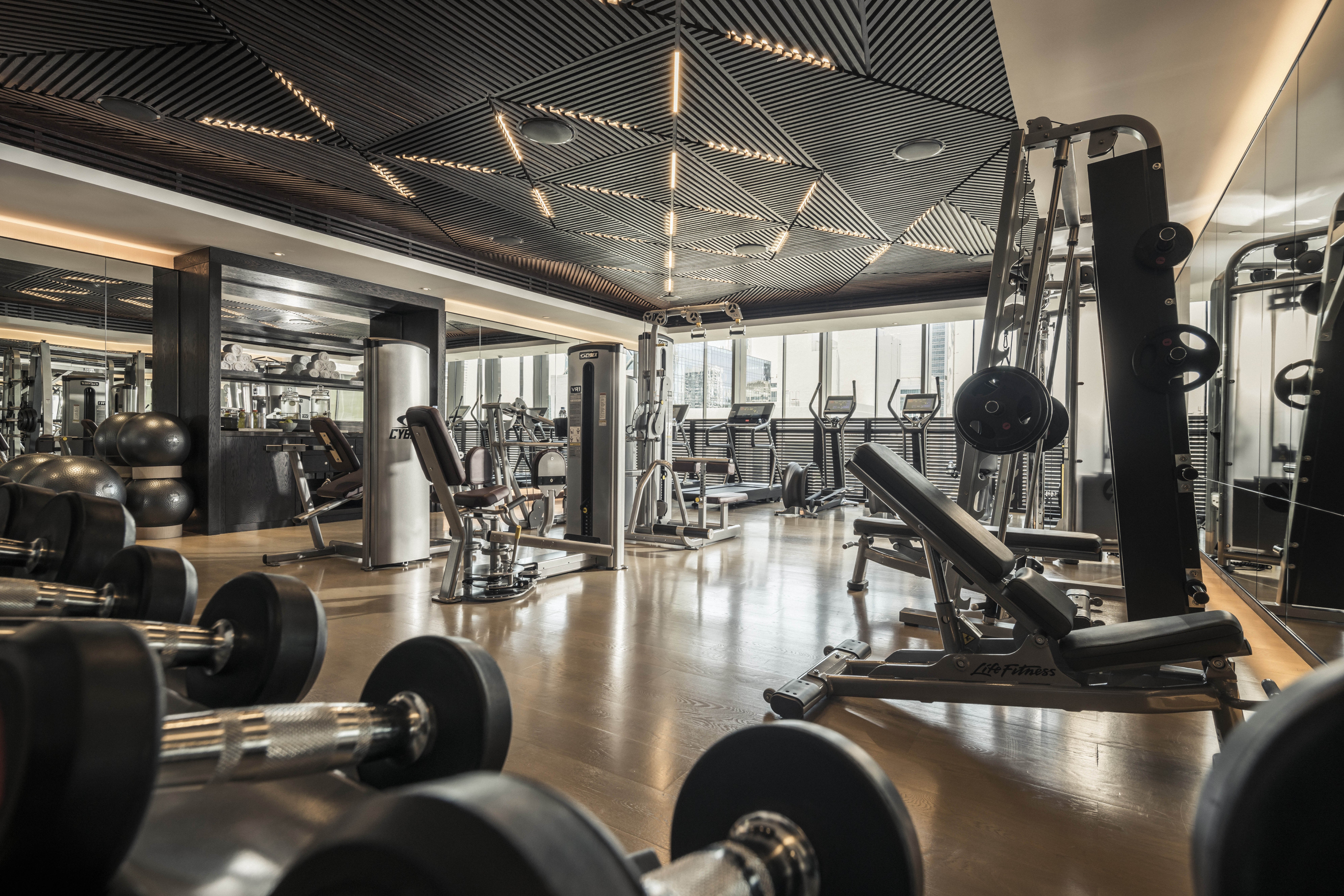 Four Seasons Hotel Dubai International Financial Centre 49/86