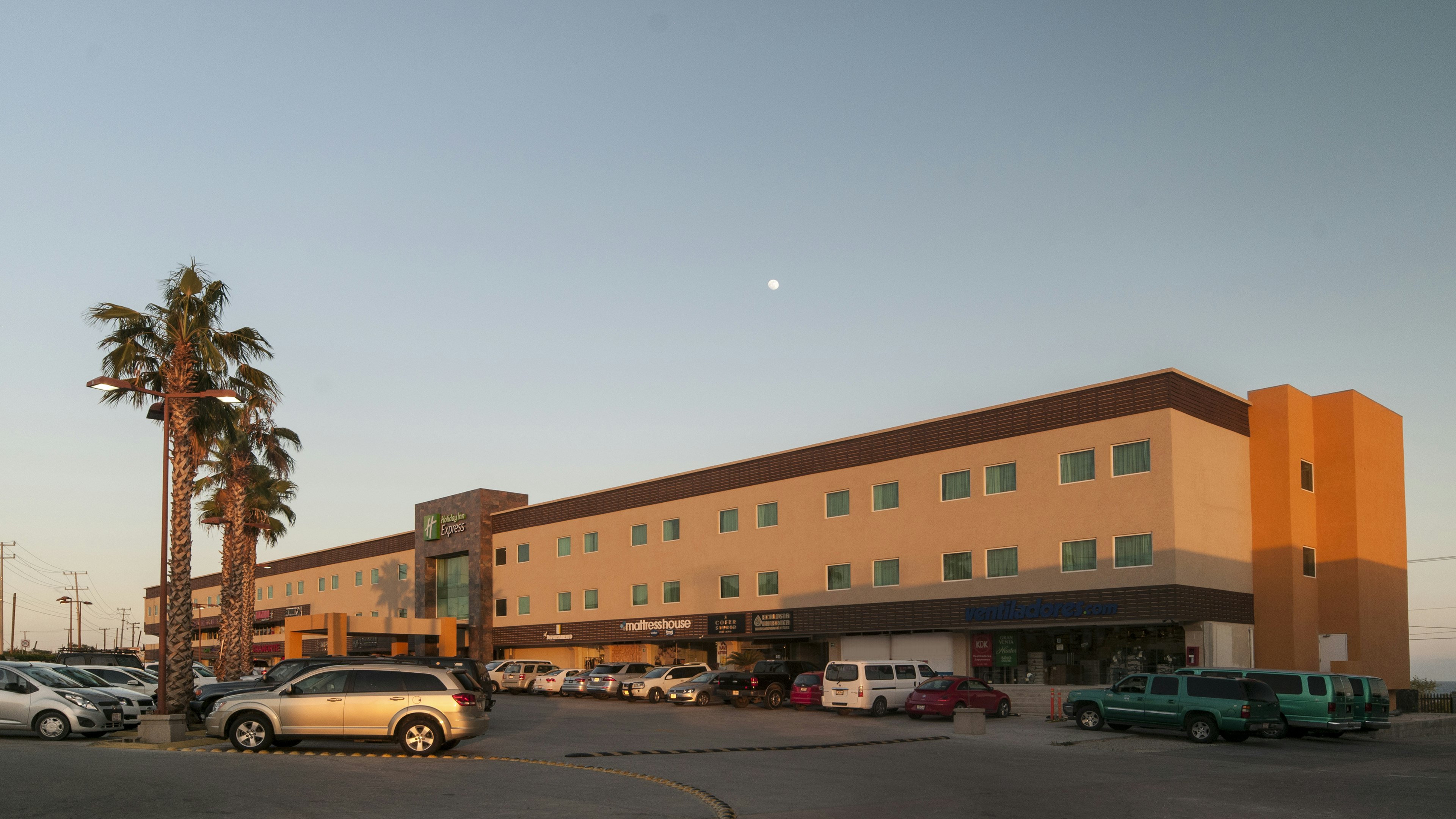 Holiday Inn Express Cabo San Lucas 64/71