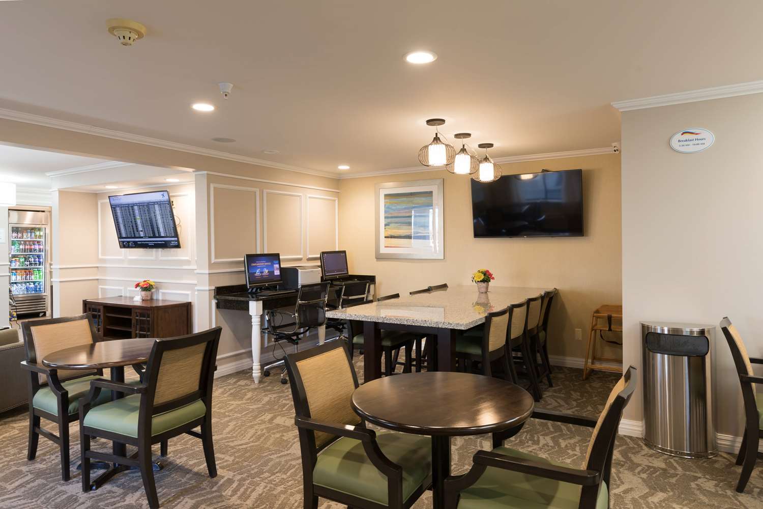 Baymont By Wyndham Detroit Airport/Romulus 34/36