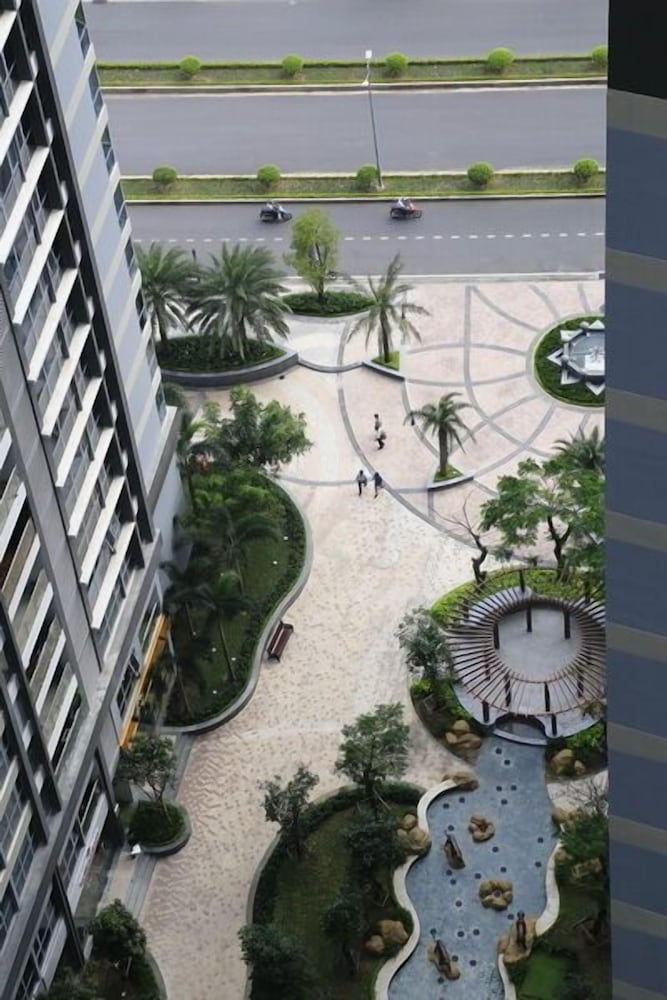 High-Floor River-View Apartment 45/50