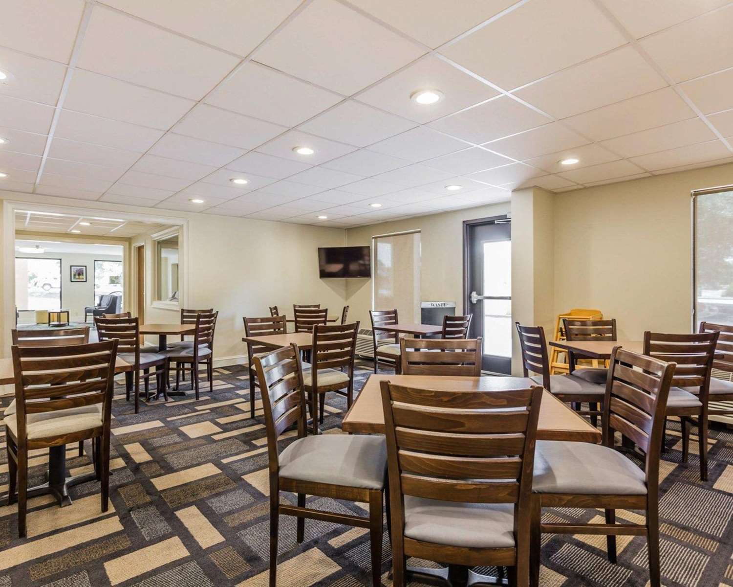 Quality Inn Mt. Pleasant - Charleston 14/18
