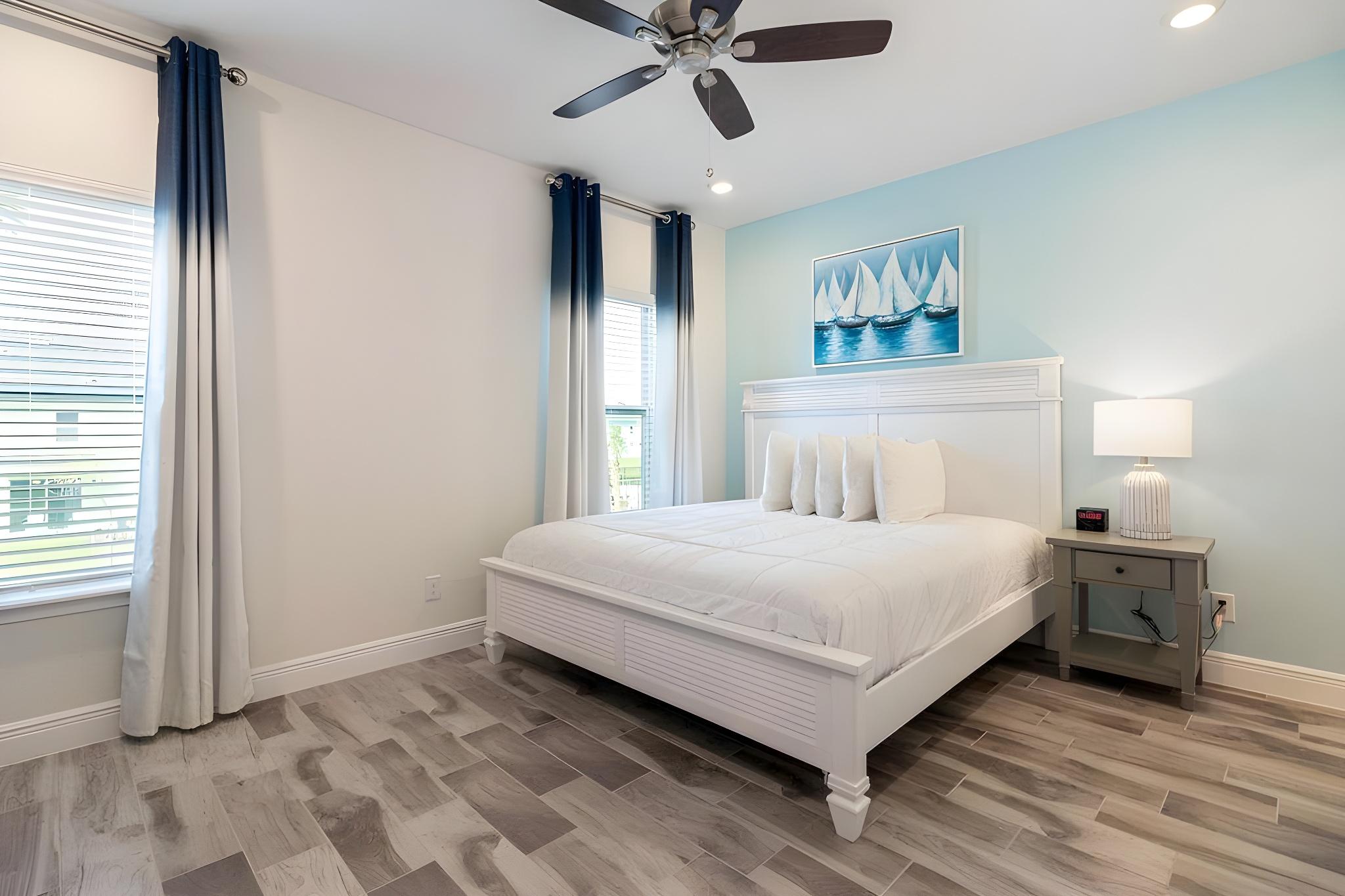 Town House, Multiple Beds