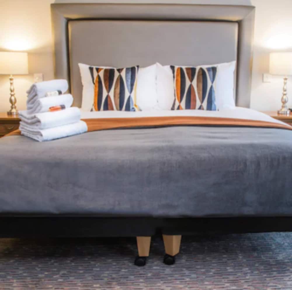 Longcourt Hotel 31/46