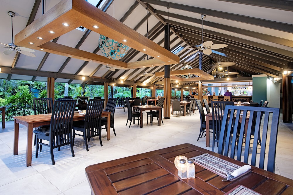 Ultiqa Fiji Palms Beach Resort 50/59