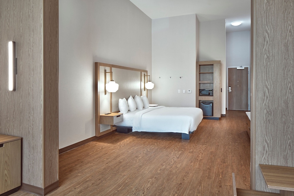 Fairfield Inn & Suites by Marriott Penticton 17/50