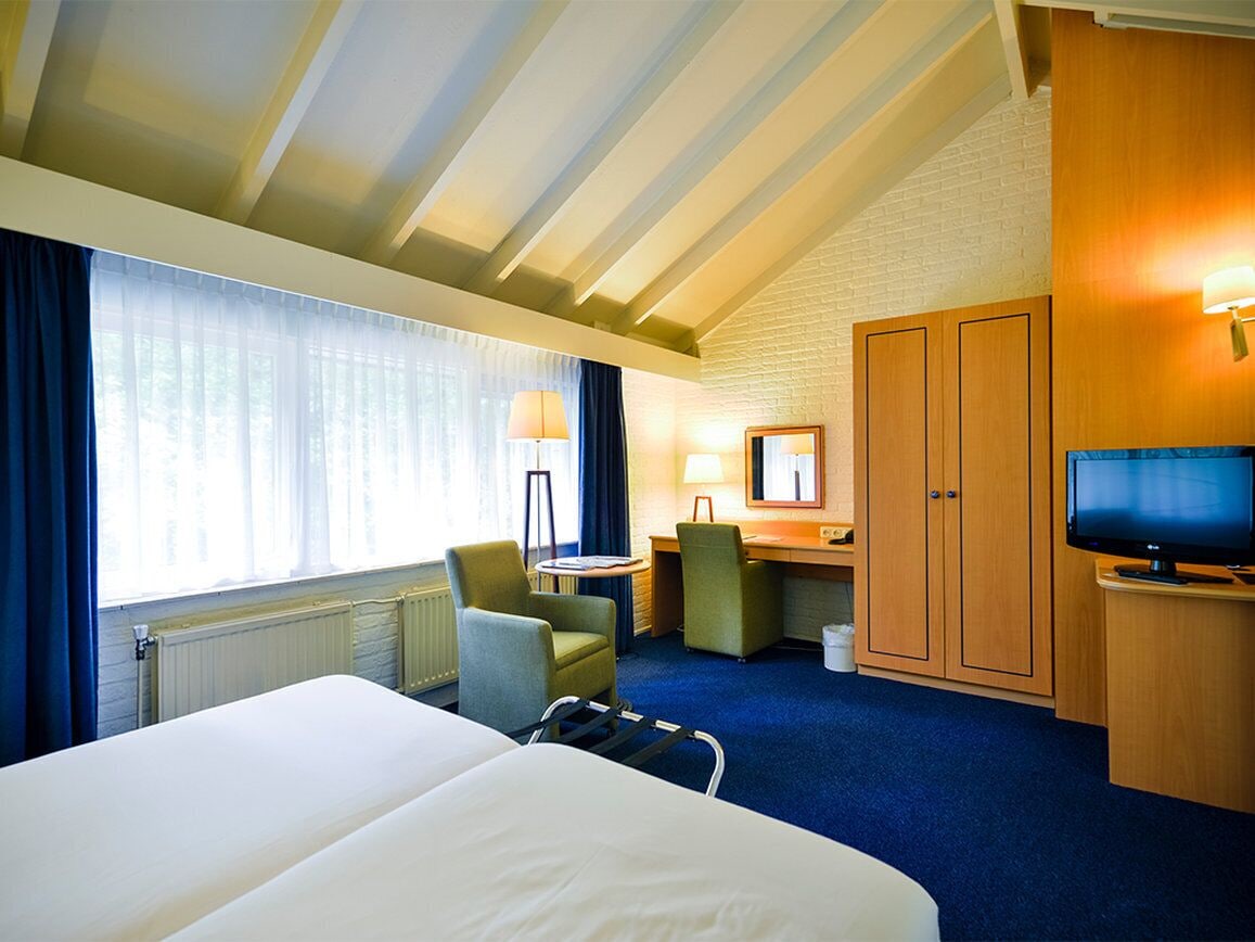 Room, Twin Beds, Terrace, Bathtub