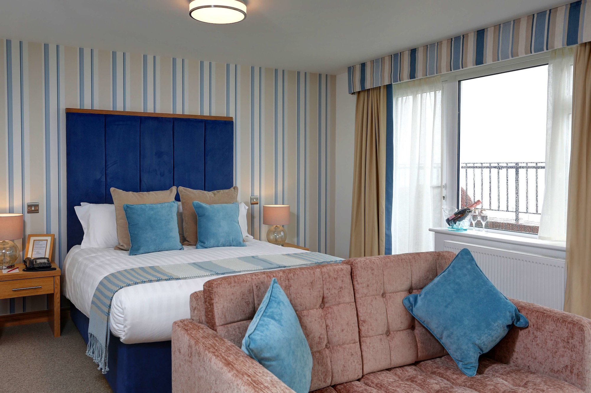 EXECUTIVE, DOUBLE BED, TERRACE