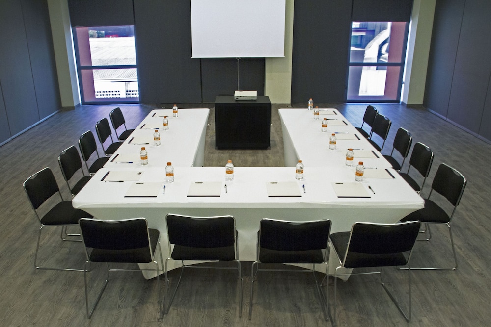 City Express Plus by Marriott Monterrey Galerias 23/32