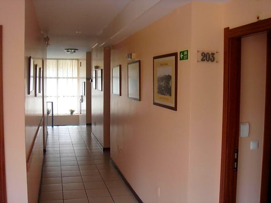 Imperio Hotel 43/56