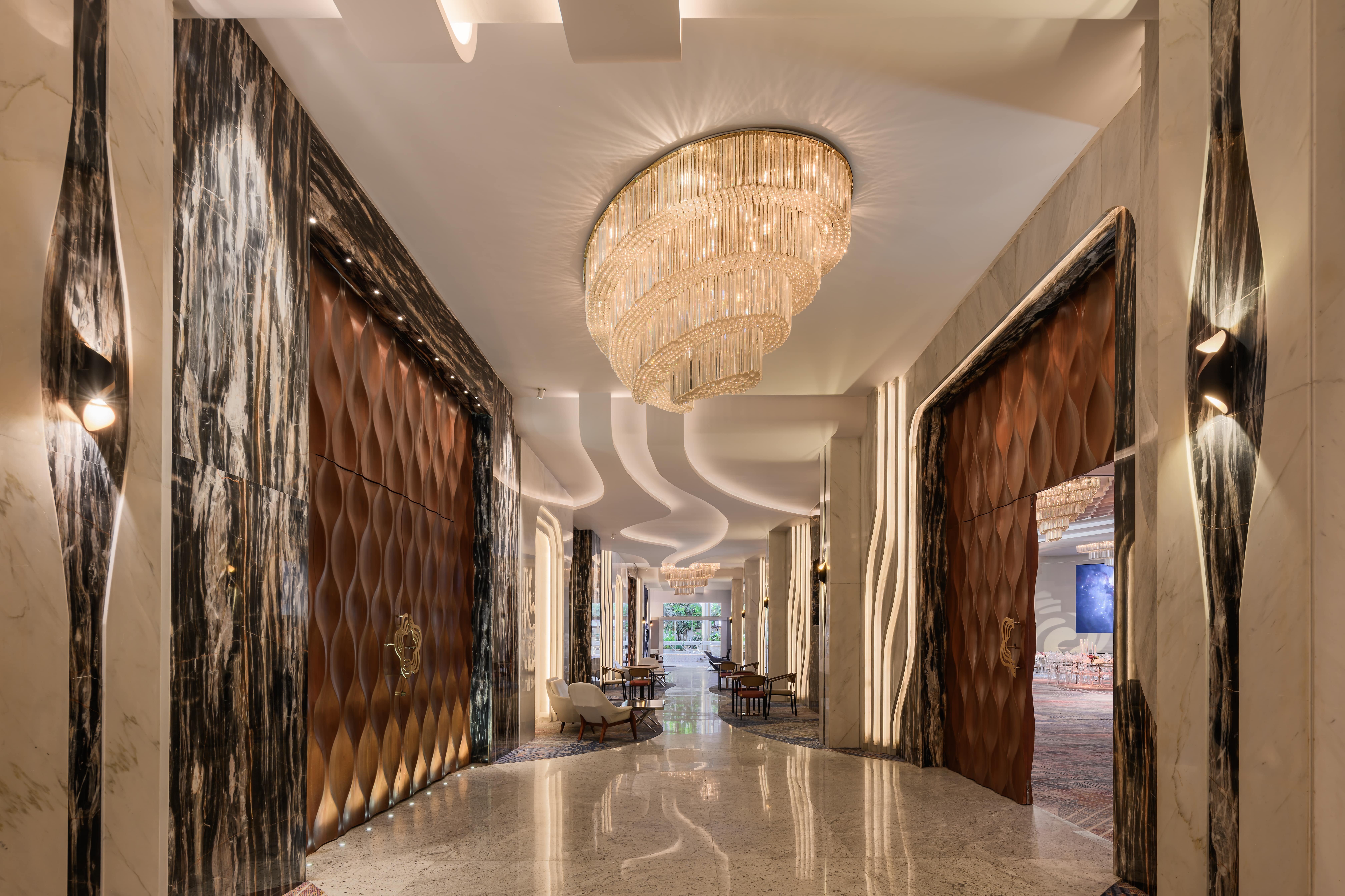 Mirage Hotel & Conference Center 8/53