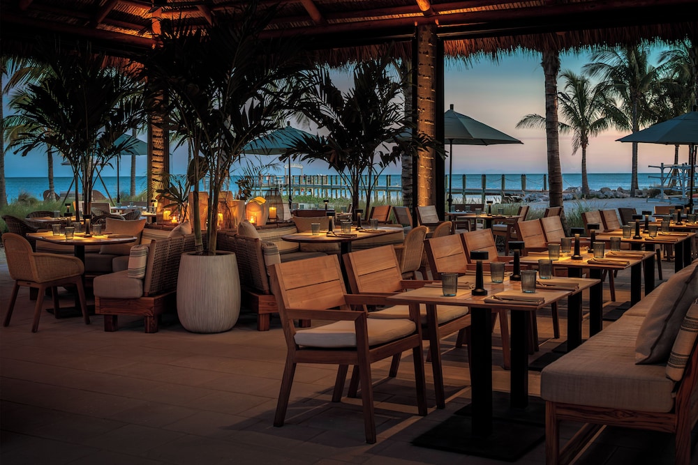 Islander Resort 55/76