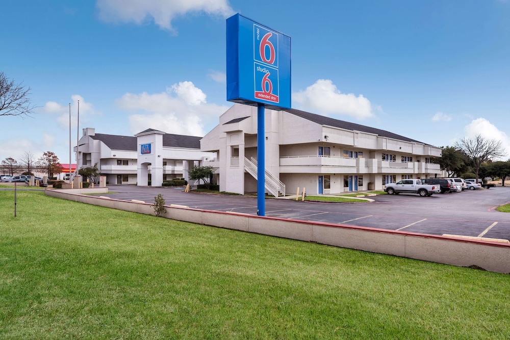 Motel6 Dallas - Irving Dfw Airport East 59/64