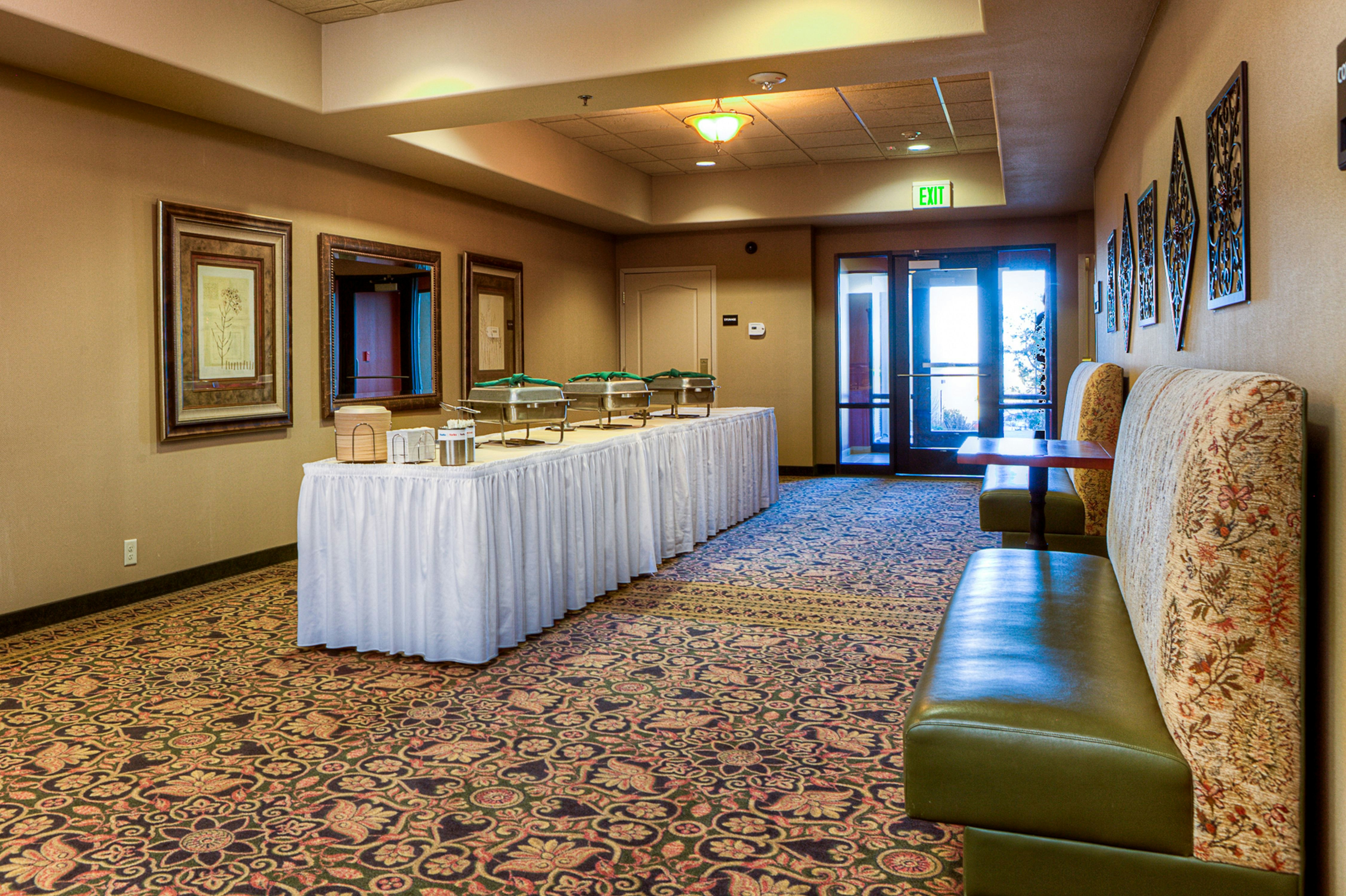 Hampton Inn And Suites Mountain Home 8/40