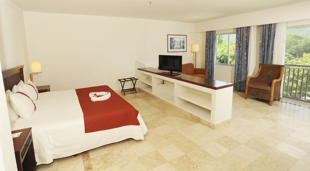 Gamma Plaza Ixtapa 34/56