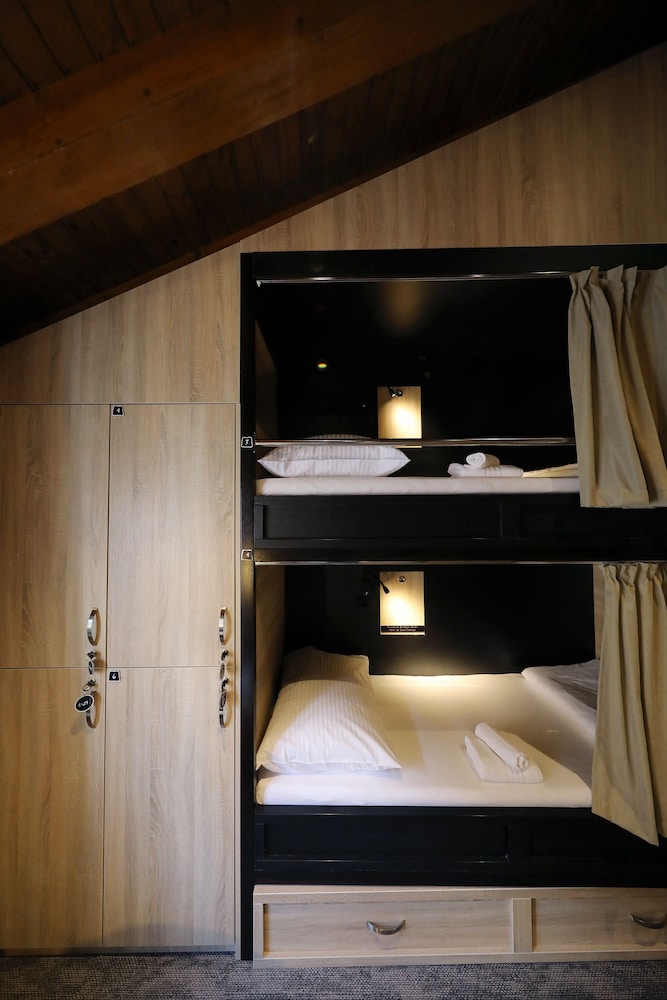 Downtown Boutique Hostel 3/50