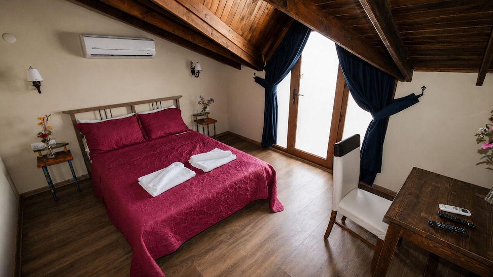 Karaburun Konak Hotel 14/50
