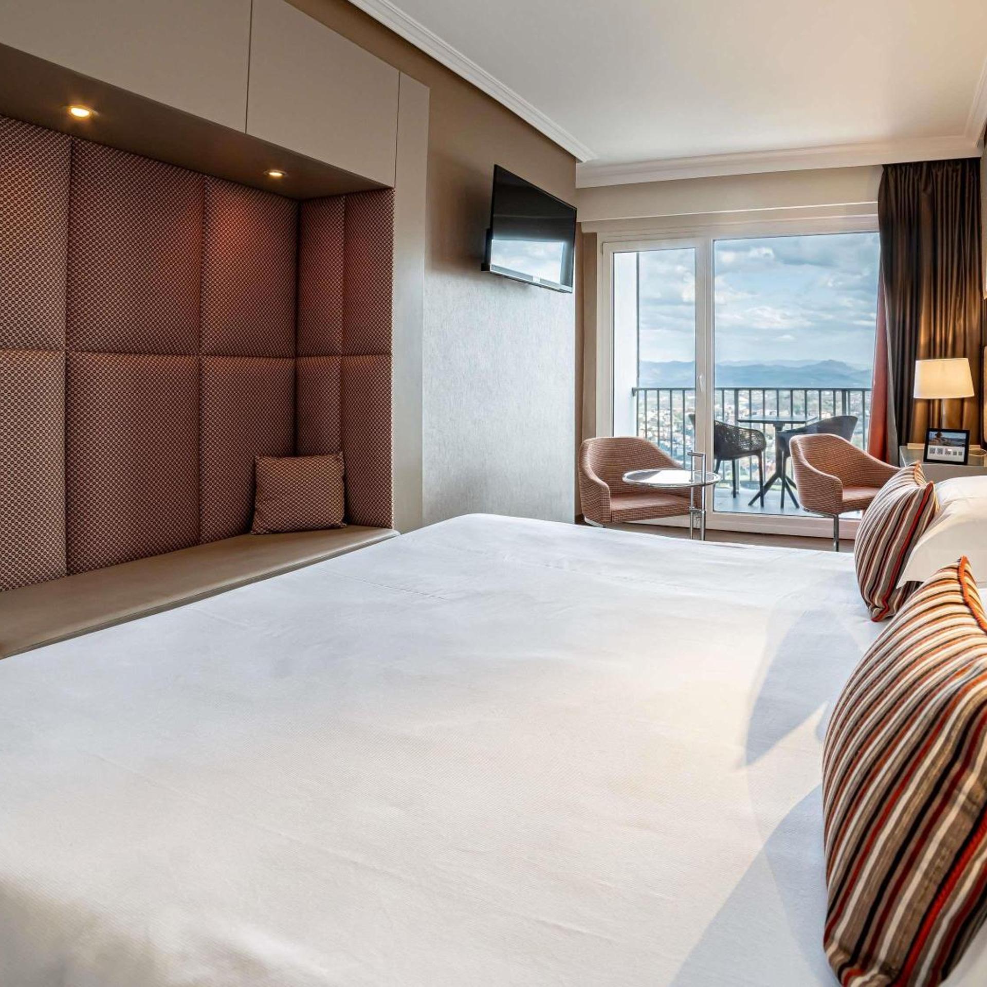غرفة بريفيليج بسرير مزدوج أو سريرين منفصلين بإطلالة على البحر بشرفة، Mercure San Sebastian Monte Igueldo 5/10