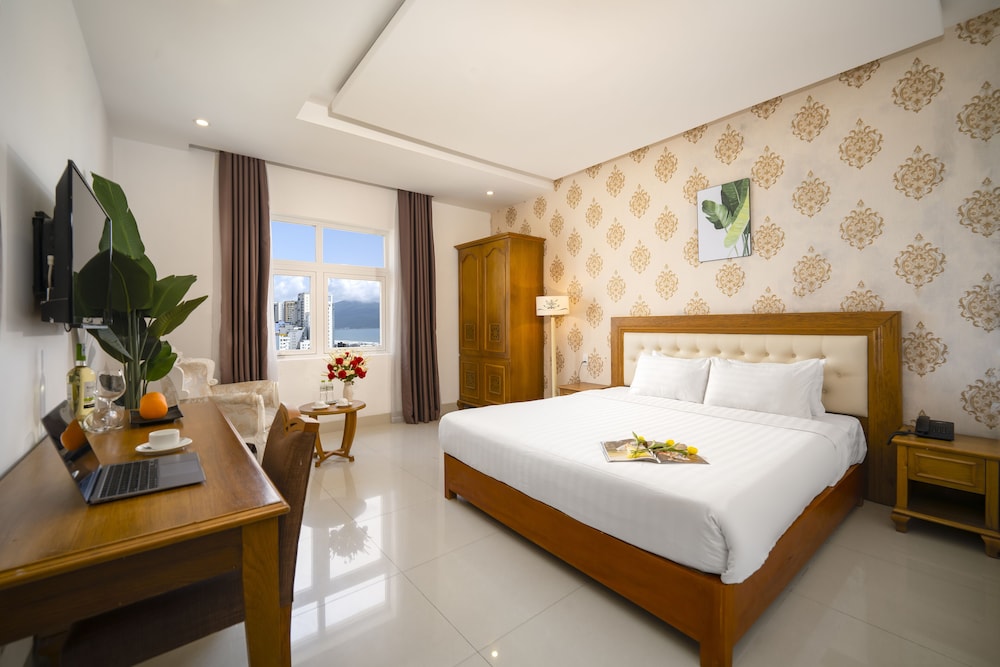 Royal Family Hotel Da Nang 10/50