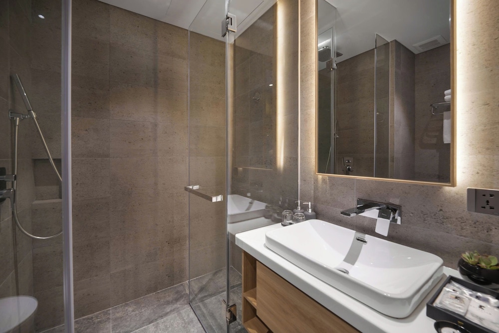 Estrella Boutique Hotel 54/58