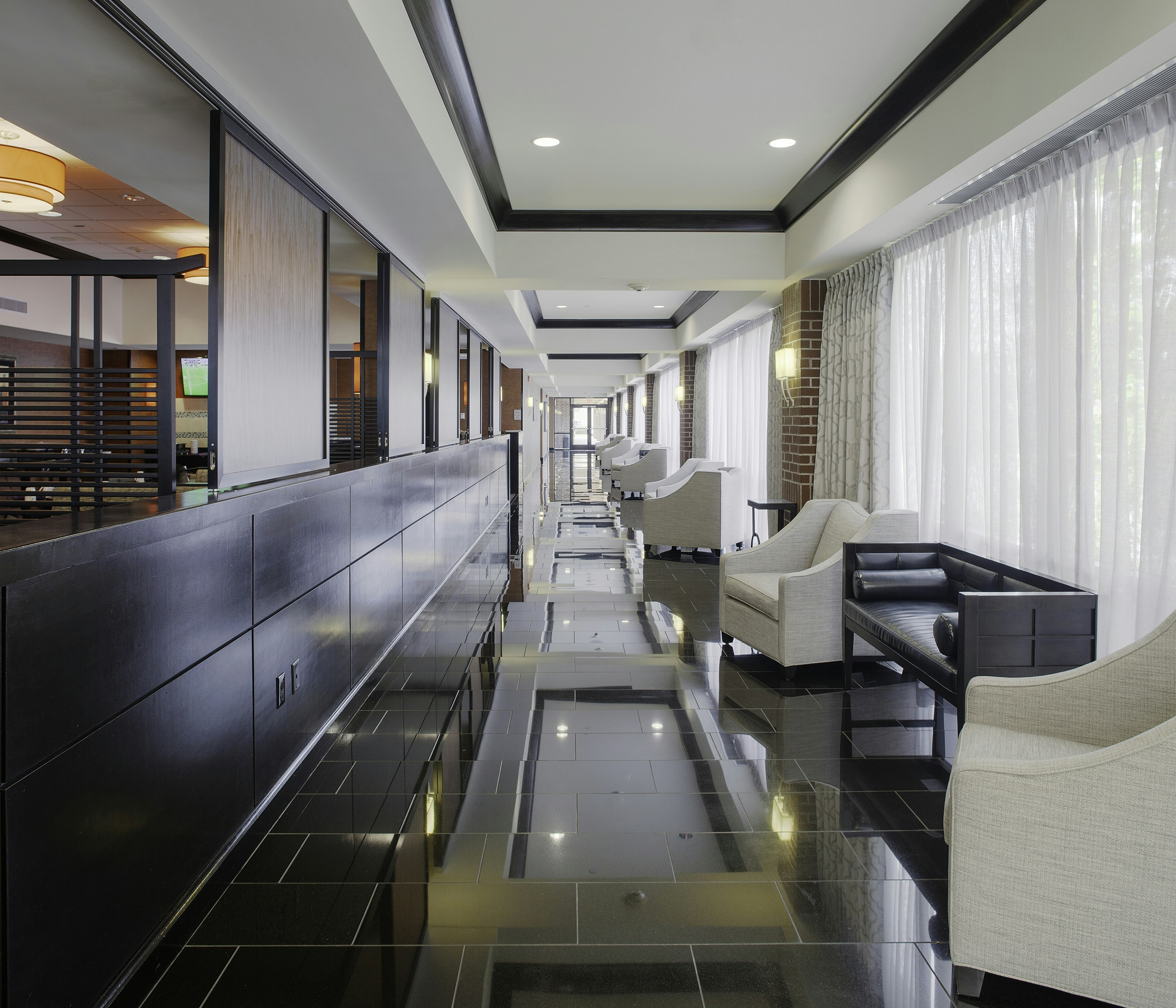 Doubletree Suites By Hilton Bentonville 28/61