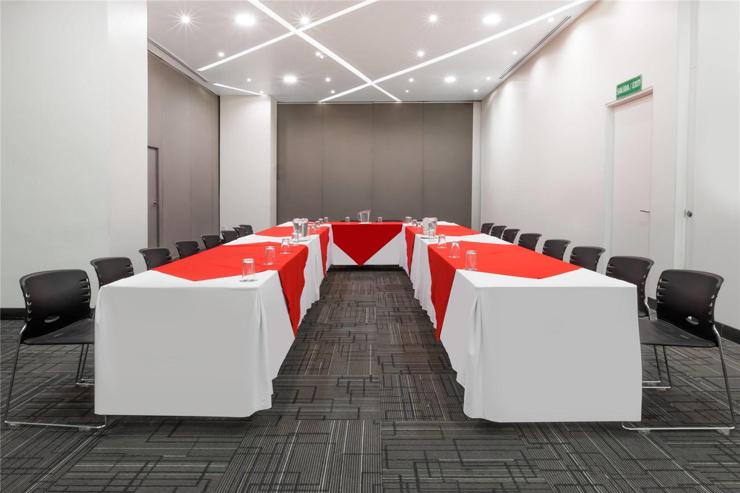 Ramada Encore by Wyndham Guadalajara Sur 49/60