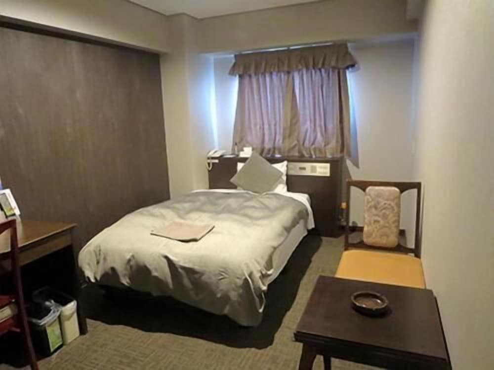 Hotel Rumieru Hyuga 9/32