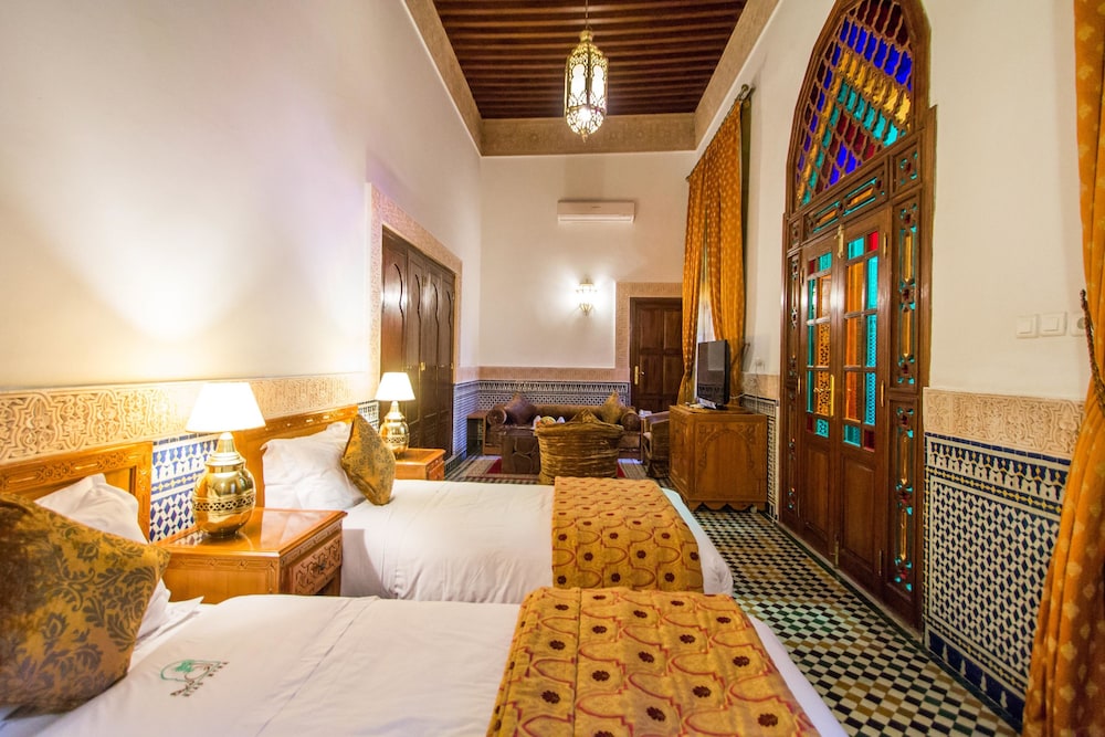 Riad Myra 16/75