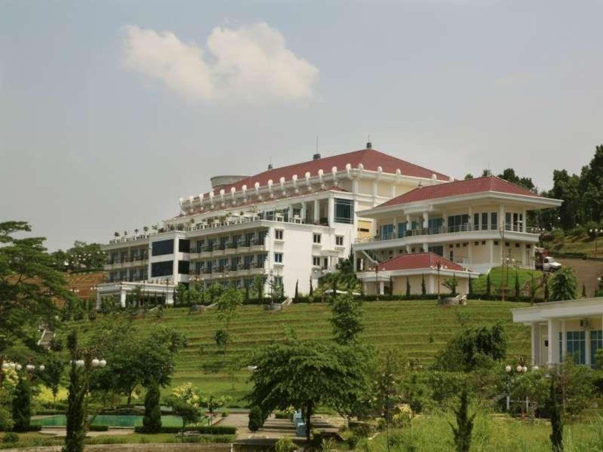 Braja Mustika Hotel Bogor 35/36