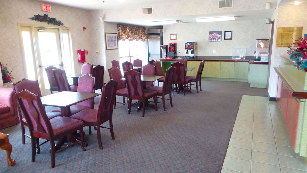 Sleep Inn Cedar Hill, TX 37/51