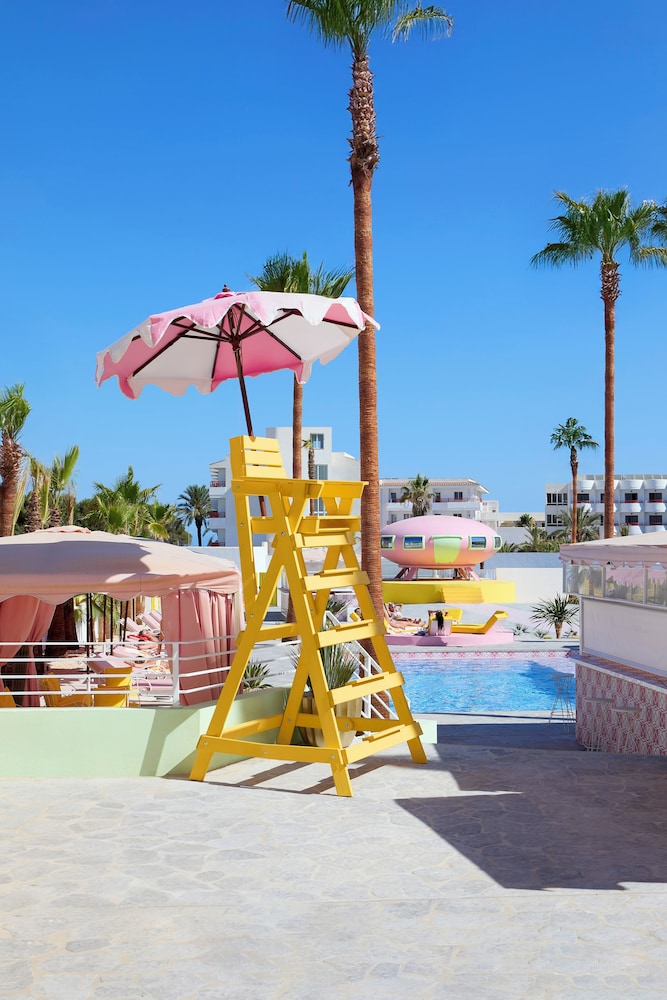 Los Felices Ibiza Adults Only 40/50