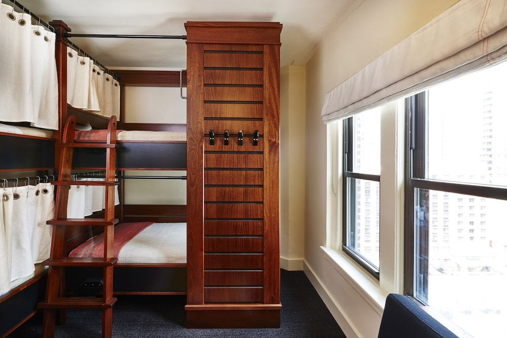 PRIVATE QUAD, FEMALE DORM