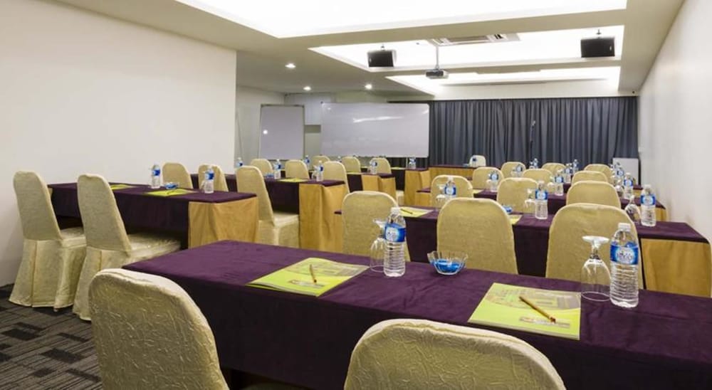 ALAMI GARDEN HOTEL 18/24