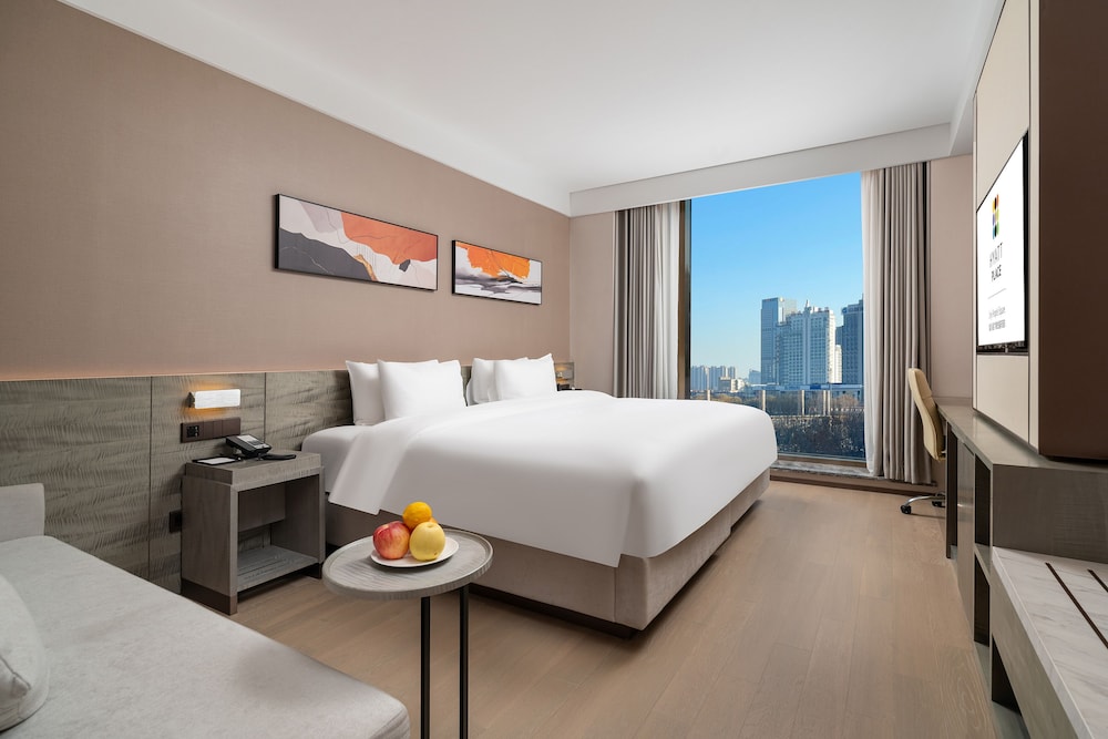 Huidong Business Hotel 26/50