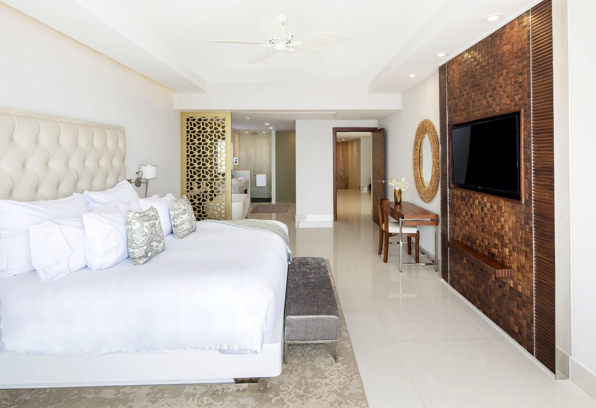 4 Bedrooms, Suite, Ocean Front، Garza Blanca Resort Spa Los Cabos 2/6