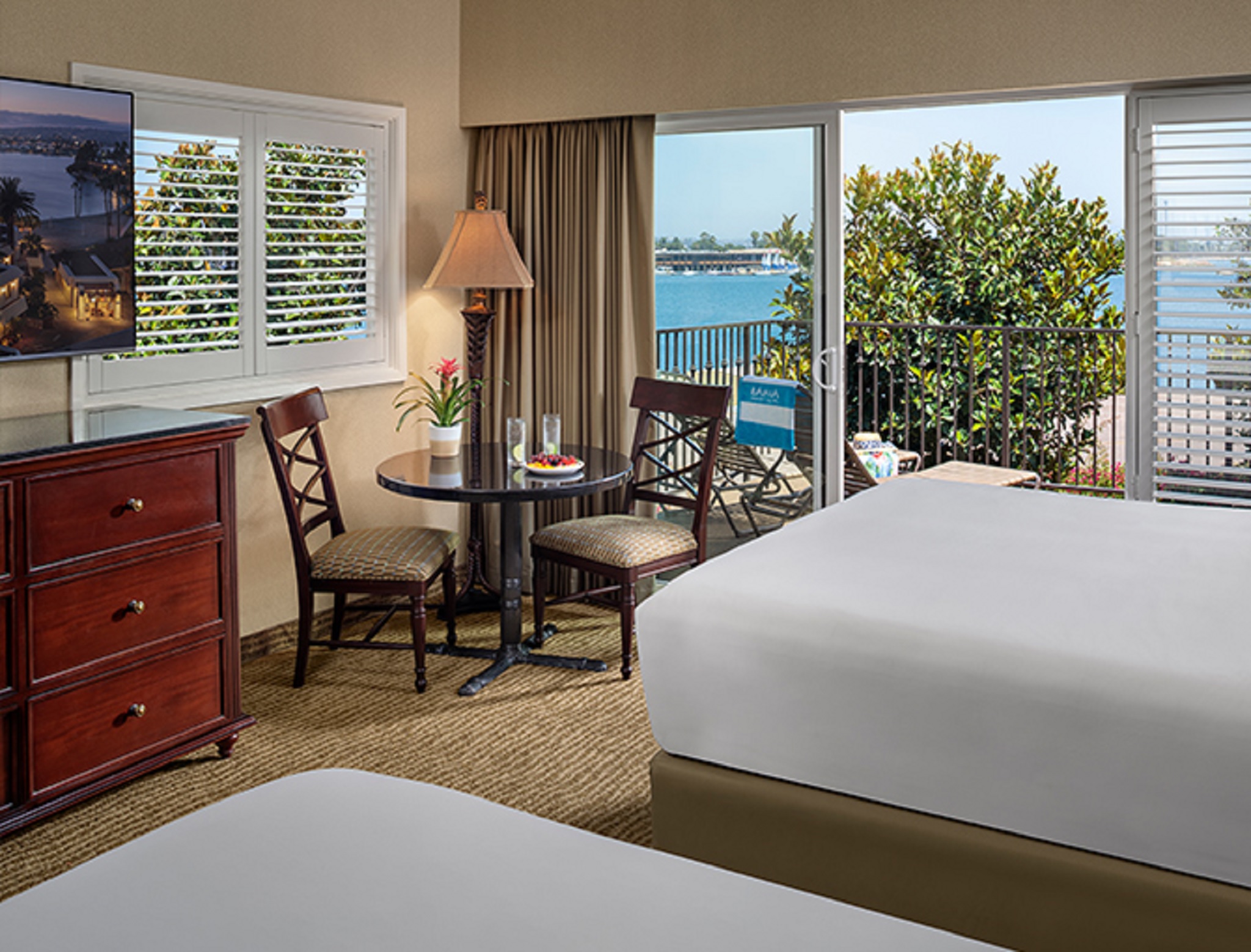 Bay Suite, 2 Queen Beds