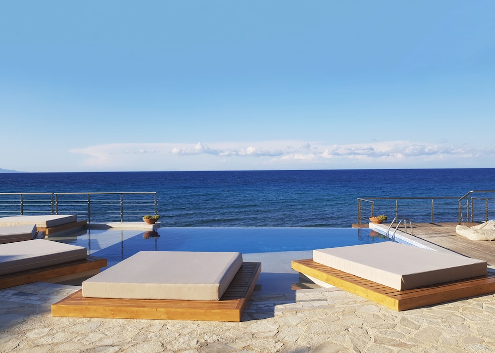 Tsamis Zante Suites 75/86