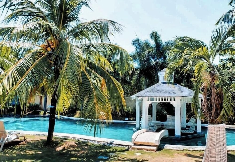 Solea Mactan Resort 46/50