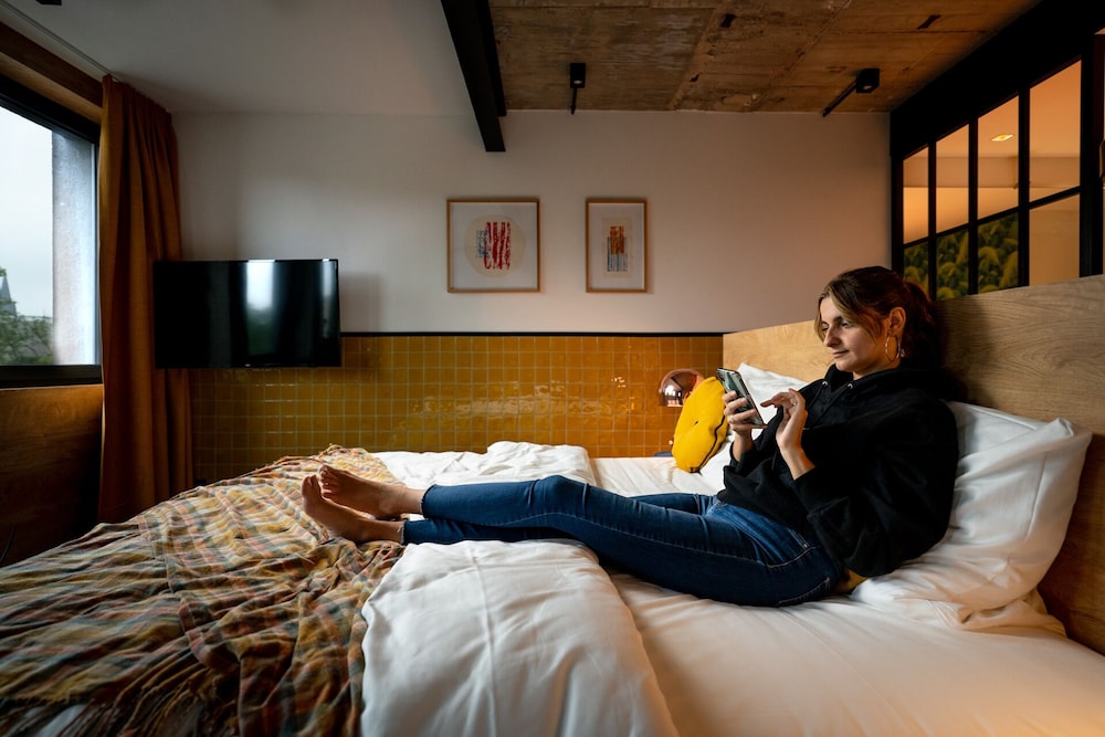 Koncept Hotel International 25/50