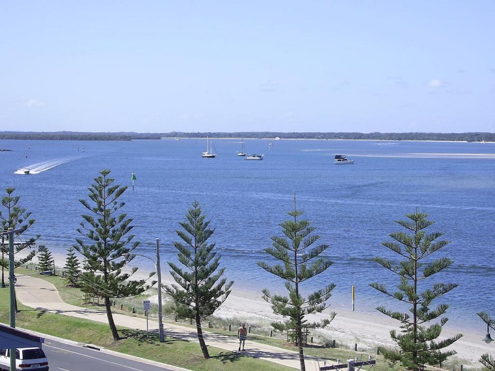 Windsurfer Resort 21/57