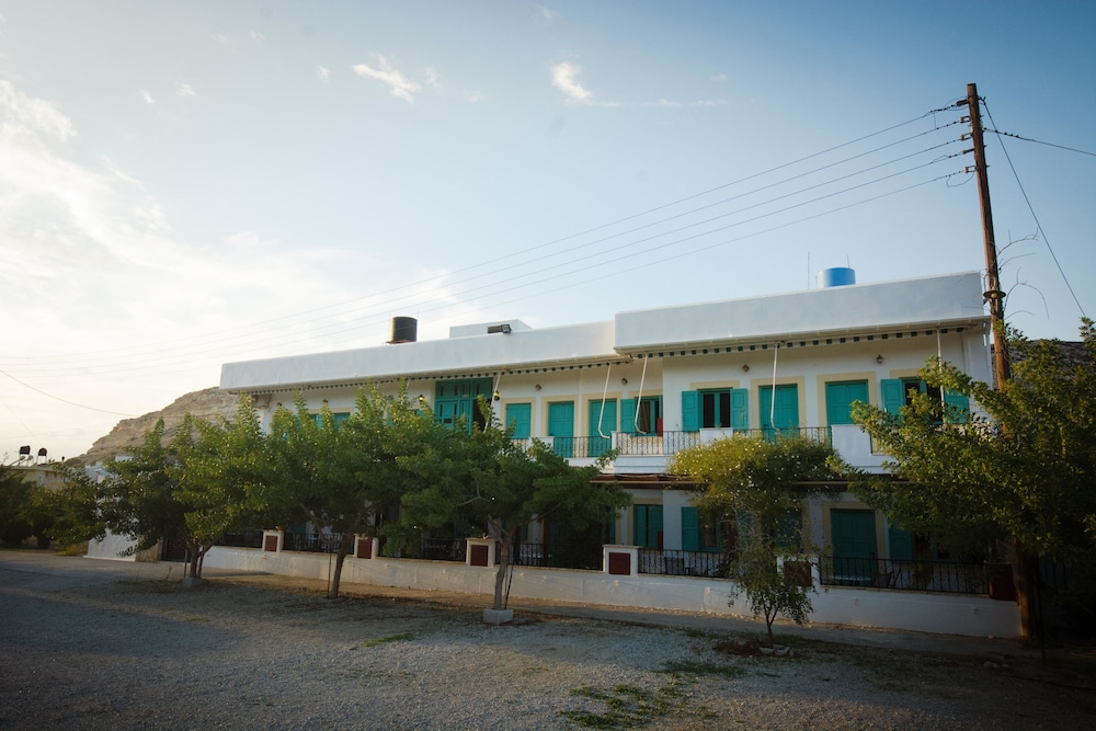 Dimitris Villa Hotel 2/67