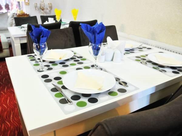 Strazburg Hotel 17/19