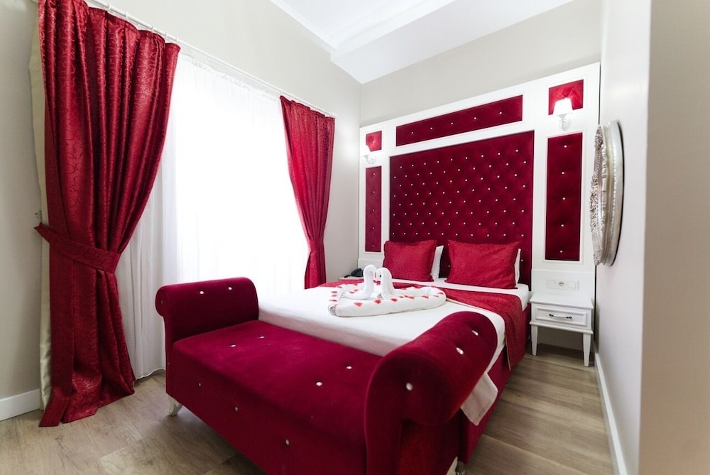 Mic Royal Hotel 14/50
