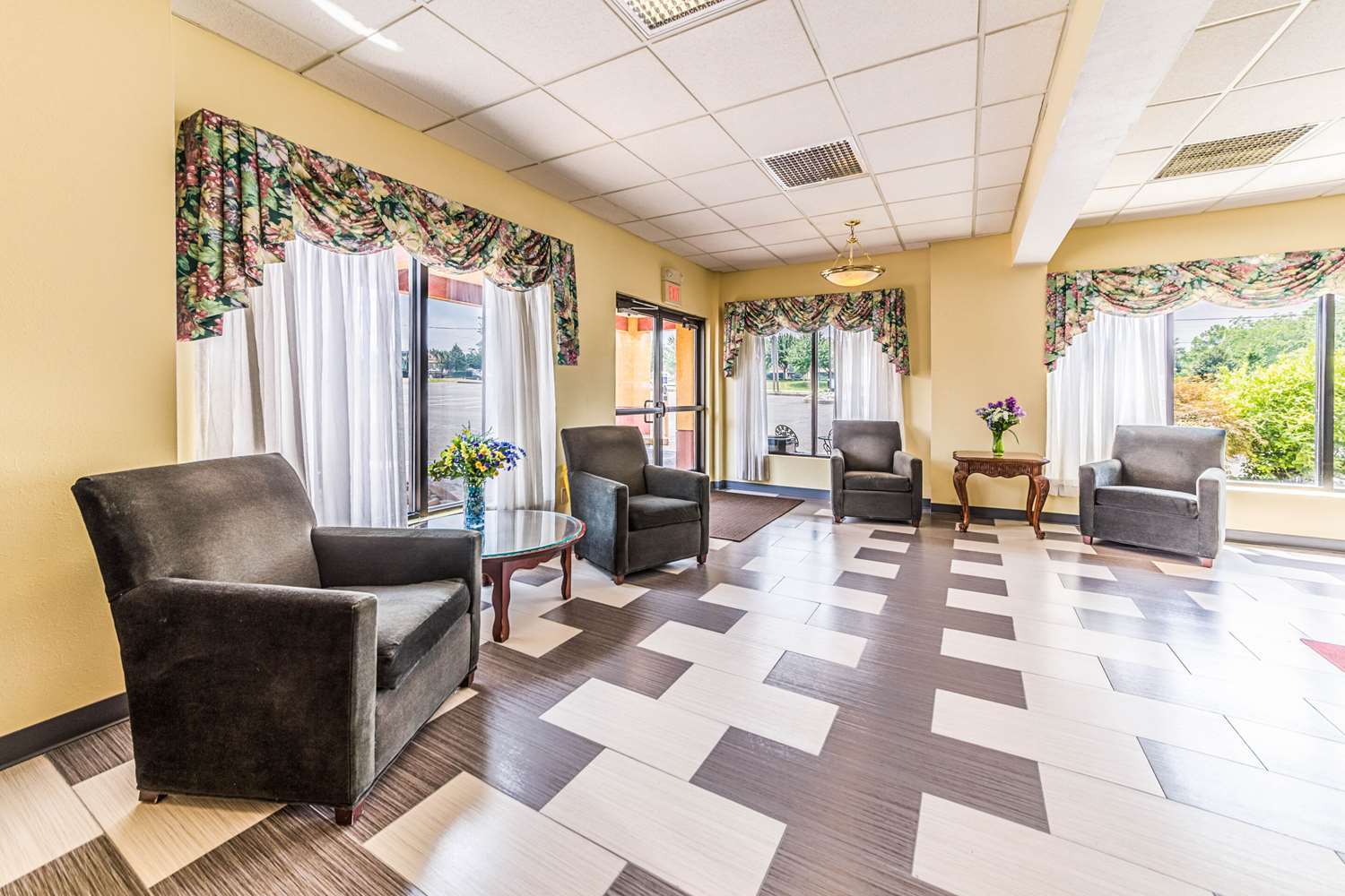 Knights Inn Montgomeryville 7/18