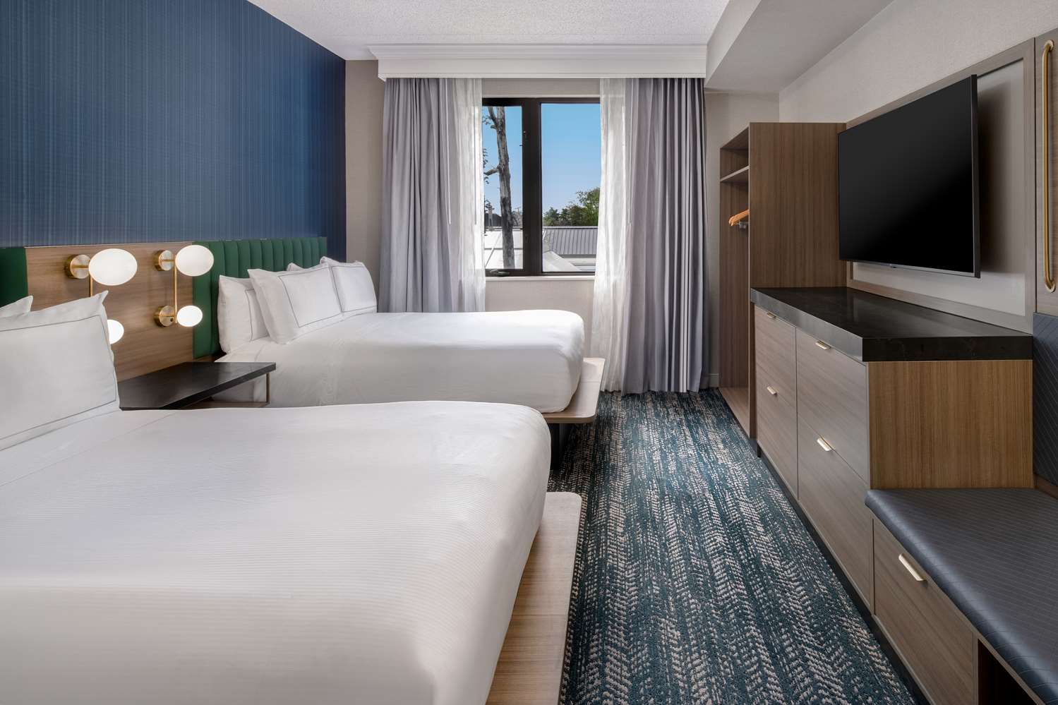 Courtyard, Suite, 2 Double Beds