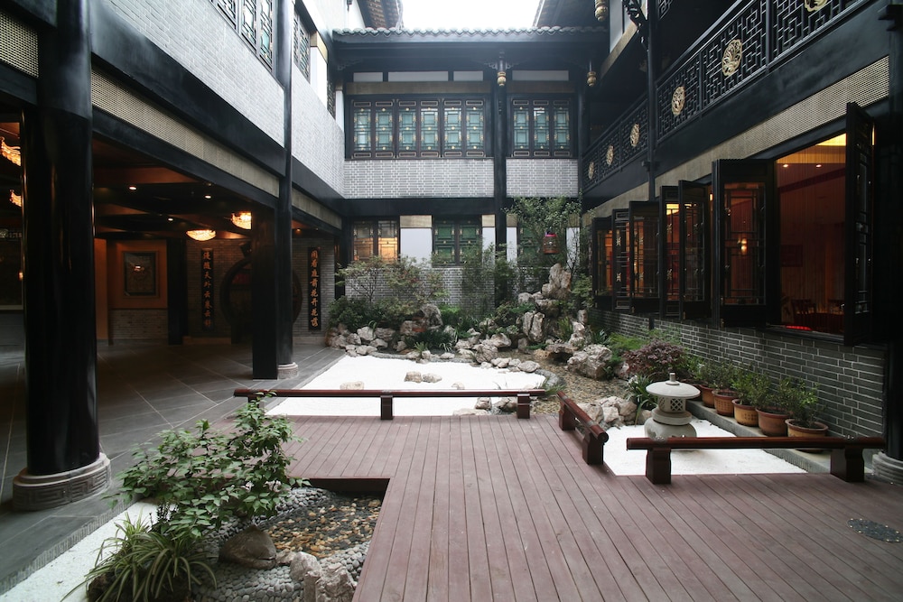 Chengdu Buddhazen Hotel 28/50