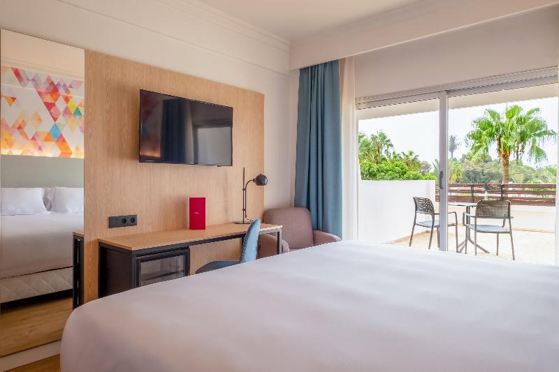Superior, Double or Twin Bed, Side Sea View