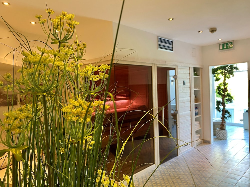 Parkhotel Bielefeld 3/43