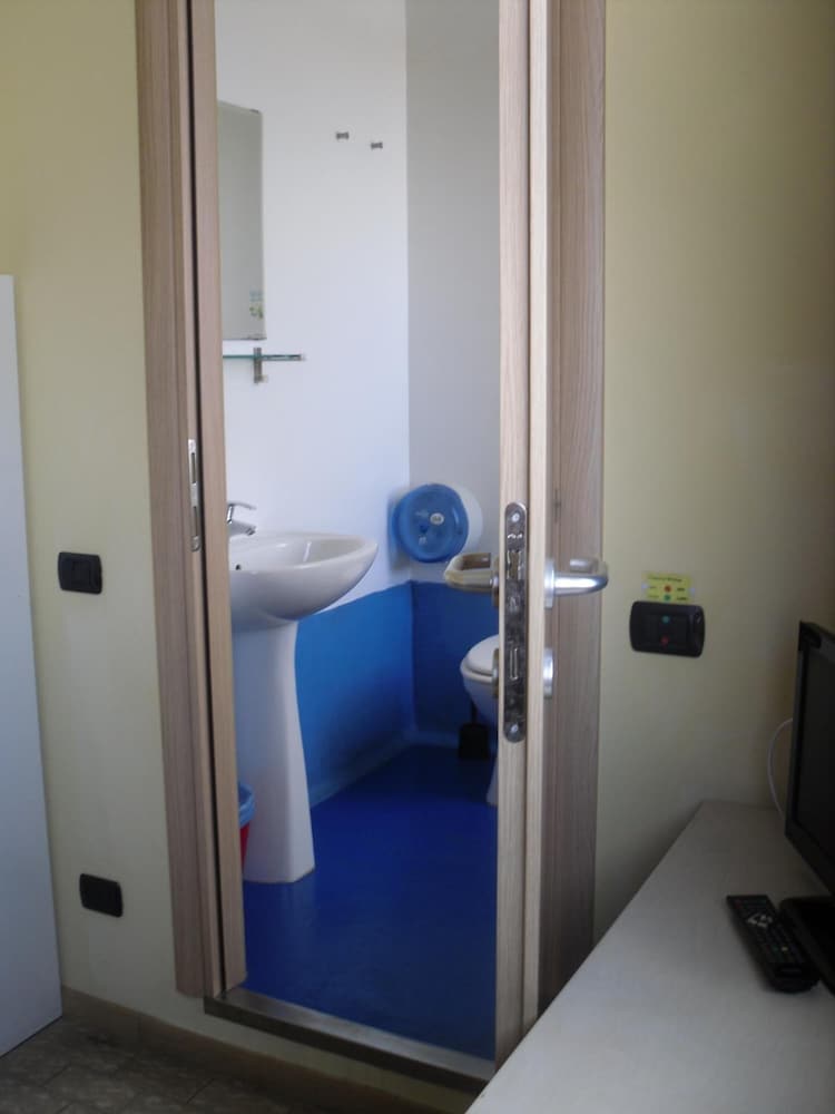 Hostel San Marino 32/32
