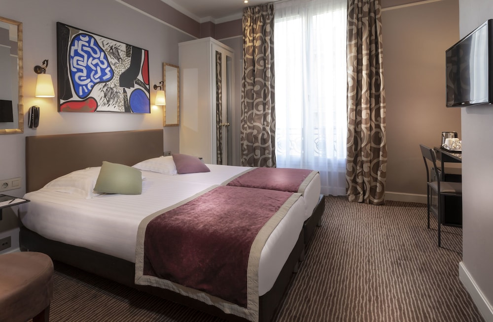 Hotel Du Bois Champs-Elysees 13/50